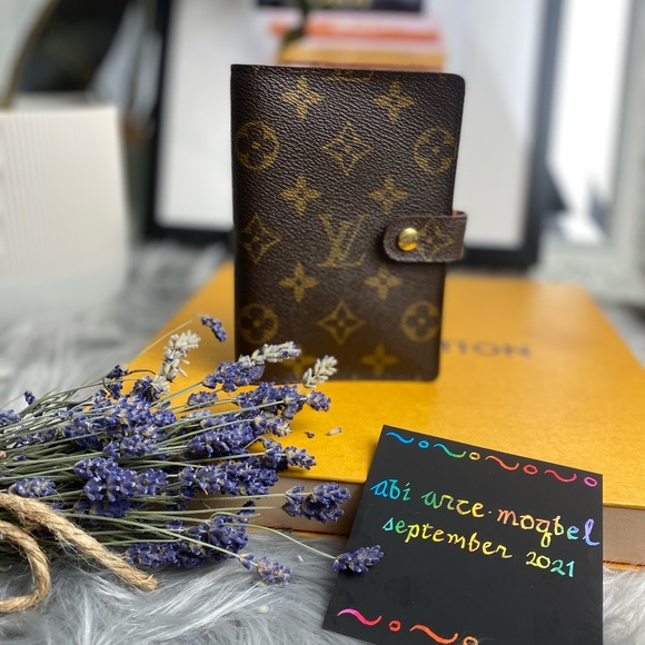 Louis Vuitton Other - 🌸PRICE FIRM🌸Louis Vuitton Agenda PM